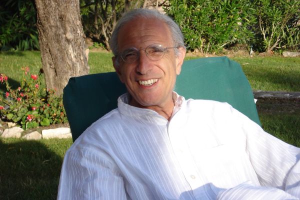 Michael  Norton